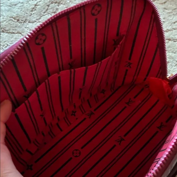 Burgundy Designer inspired Handbag - Picture 13 of 16